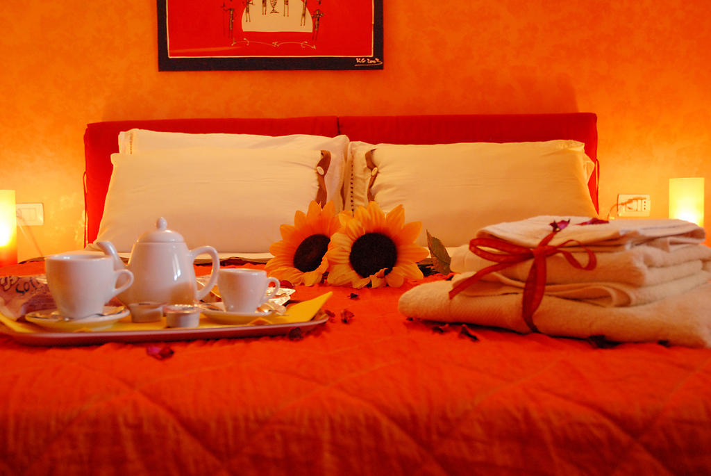 B&B Fantar House Carbonia Ruang foto