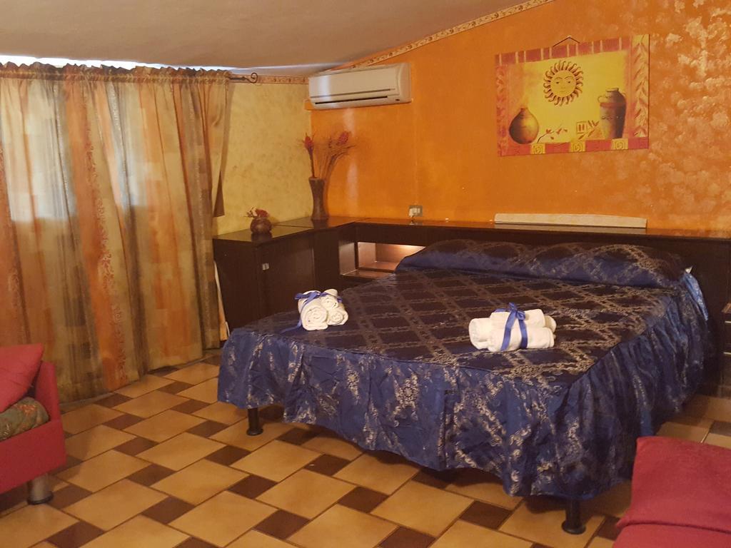 B&B Fantar House Carbonia Bagian luar foto