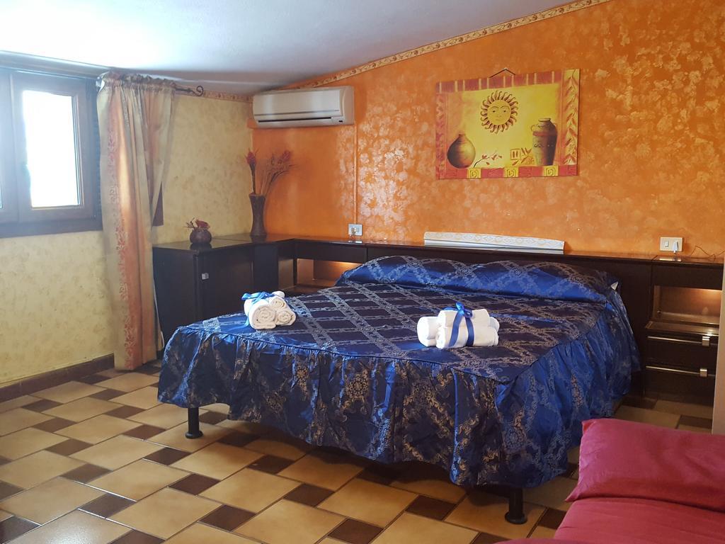 B&B Fantar House Carbonia Bagian luar foto