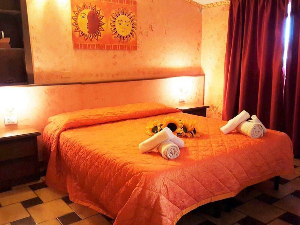 B&B Fantar House Carbonia Bagian luar foto