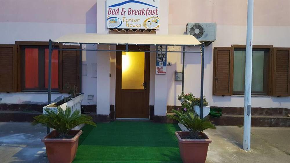 B&B Fantar House Carbonia Bagian luar foto